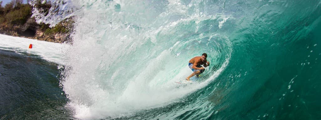 Ryan Ragan getting barreled